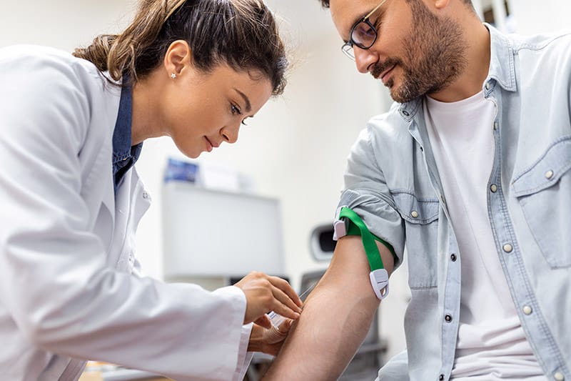 Dói colher sangue para exame?